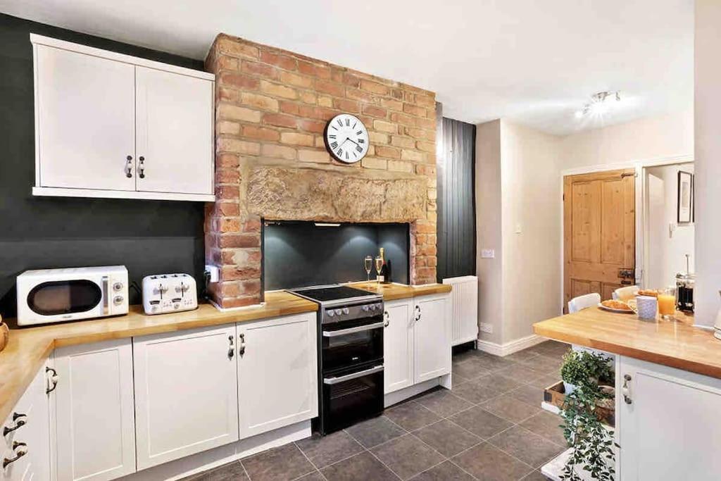 The Stanley Suite 1 Bedroom Apt Dog Friendly Patio Harrogate Extérieur photo
